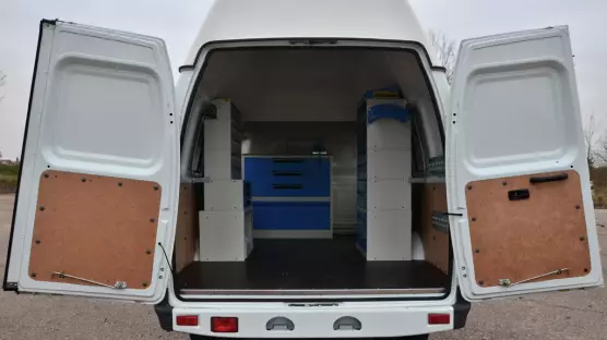 GAZelle 4x4 27057 Van