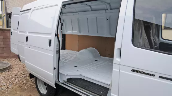 GAZ GAZelle 4x4 27057 Furgon